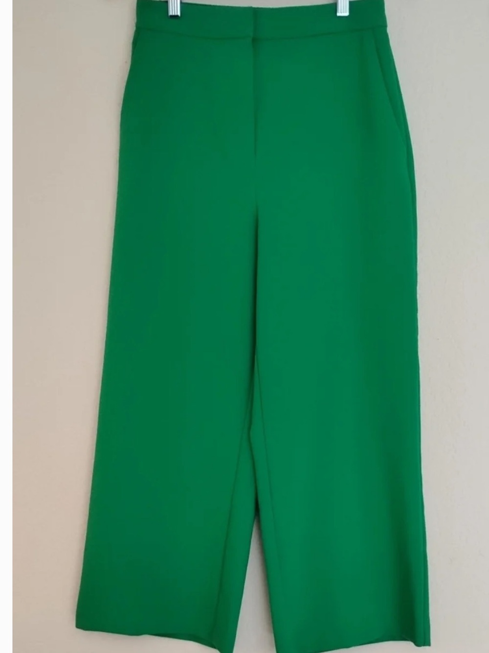 Beautiful Zara Green Wide-Leg Slimming Trousers